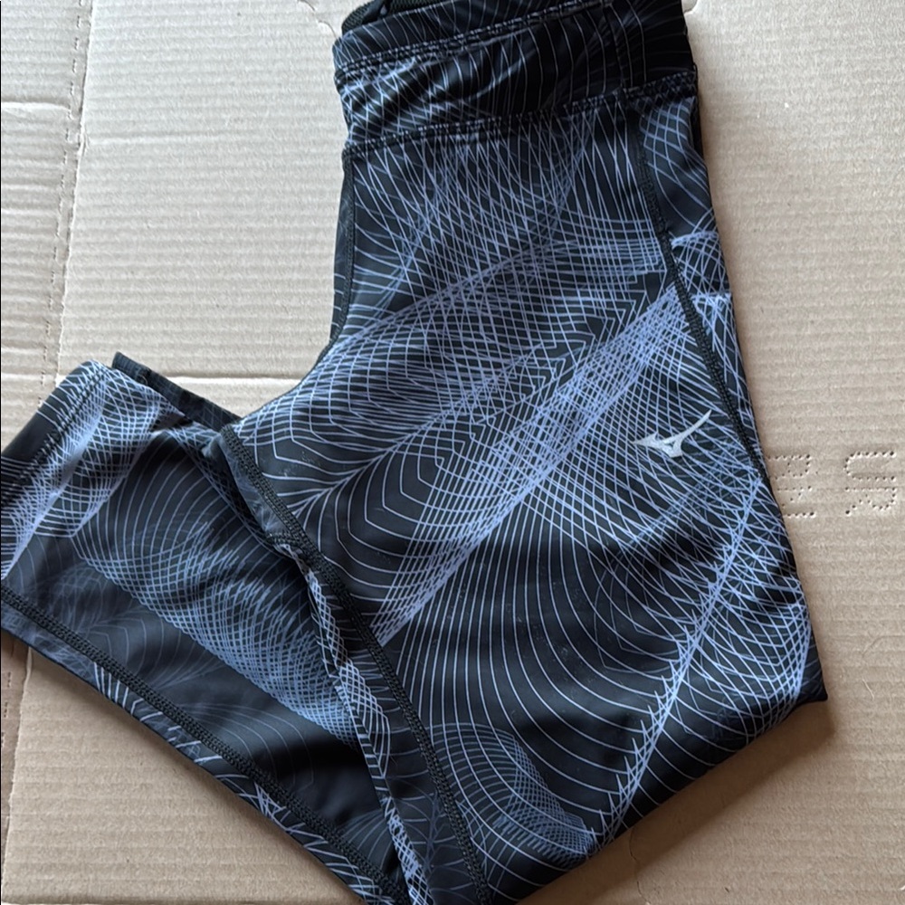 Mizuno Black and Gray Patterned Leggings